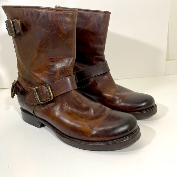 Frye Shoes - Frye Leather Boots MOTO Tyler Engineer Women’s Size 7 Distressed Buckle Zipper